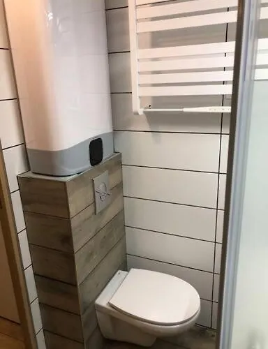 Appartement F2 Au Pied De La Basilique *