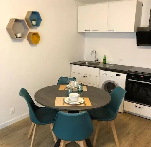 Appartement F2 Au Pied De La Basilique